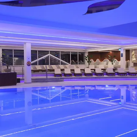 Grand Lubicz Uzdrowisko 5* Stolpmünde