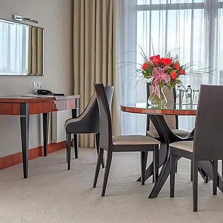 Hotel Grand Lubicz Uzdrowisko 5*